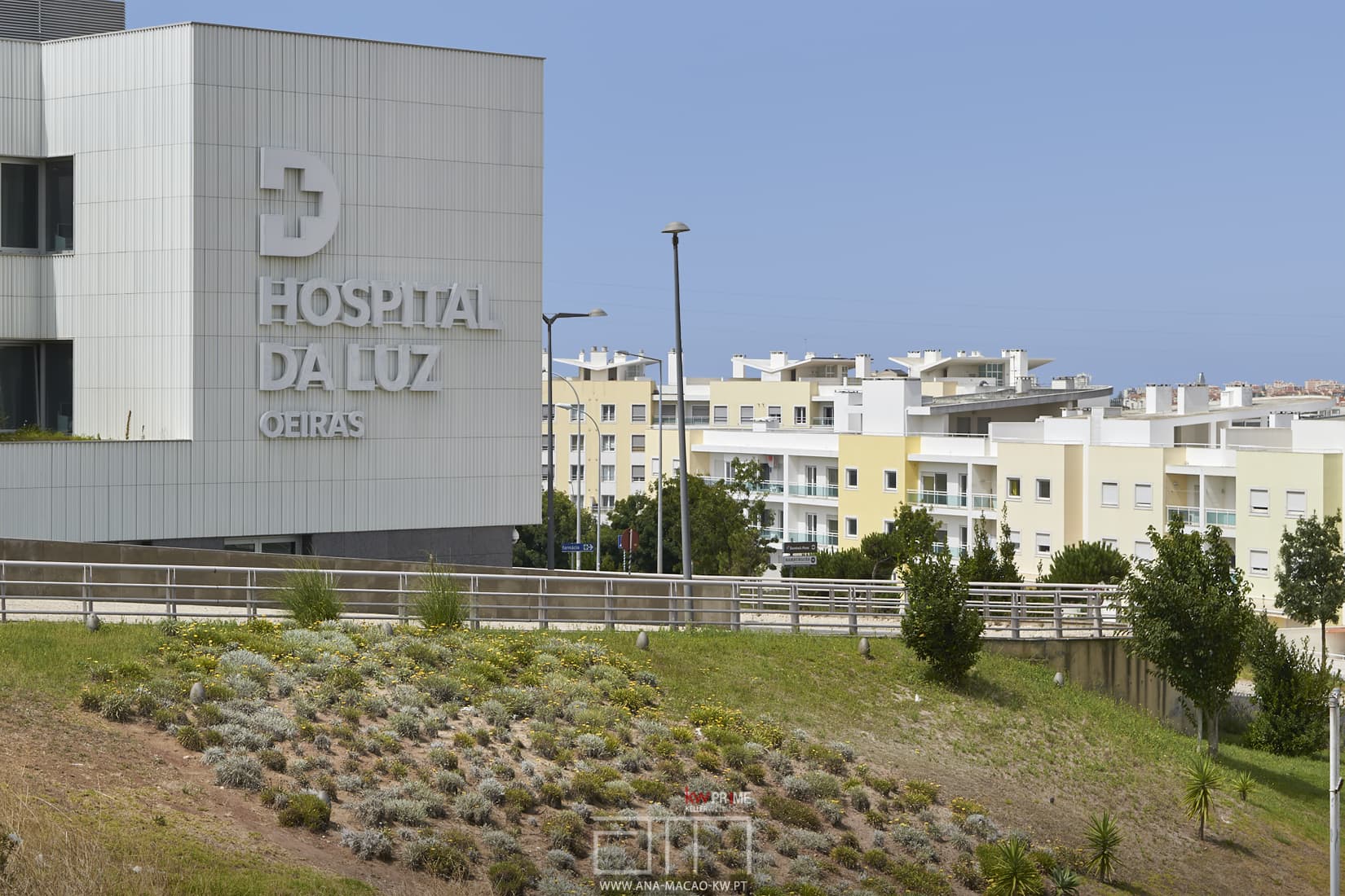 Hospital da Luz à côté du Forum Oeiras