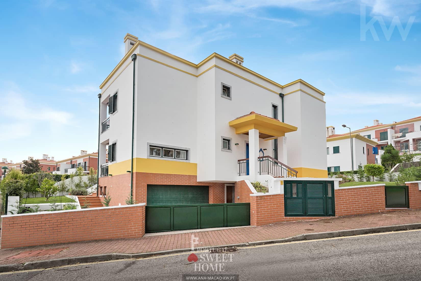 Detached House T4 next to Oeiras Golf & Residence