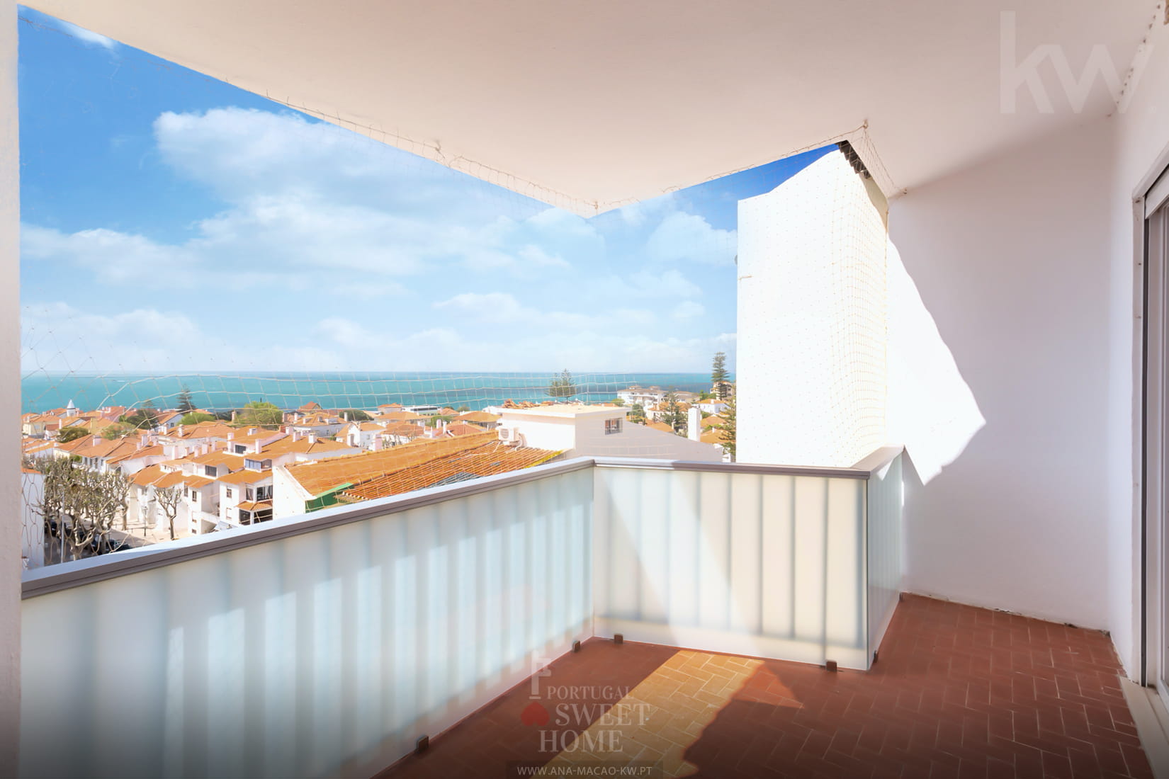 Balcon (7.13 m2) de la Chambre, avec vue sur la mer