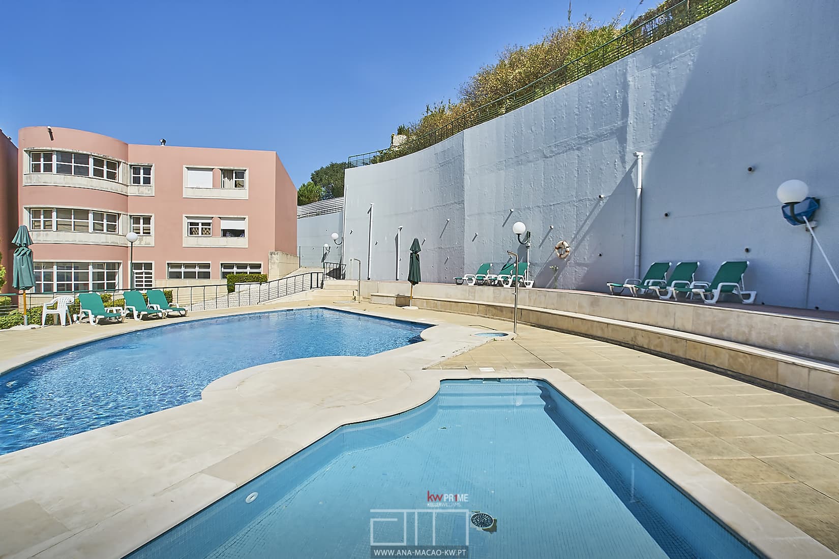 Swimming pool of condominium