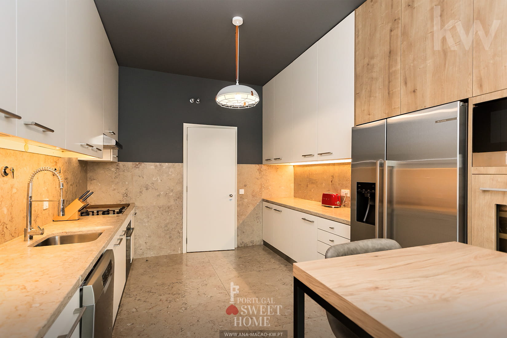 Vue de la cuisine entièrement équipée (16,8 m²)