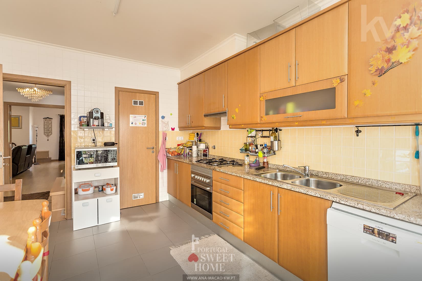Fully equipped kitchen (14 m²)