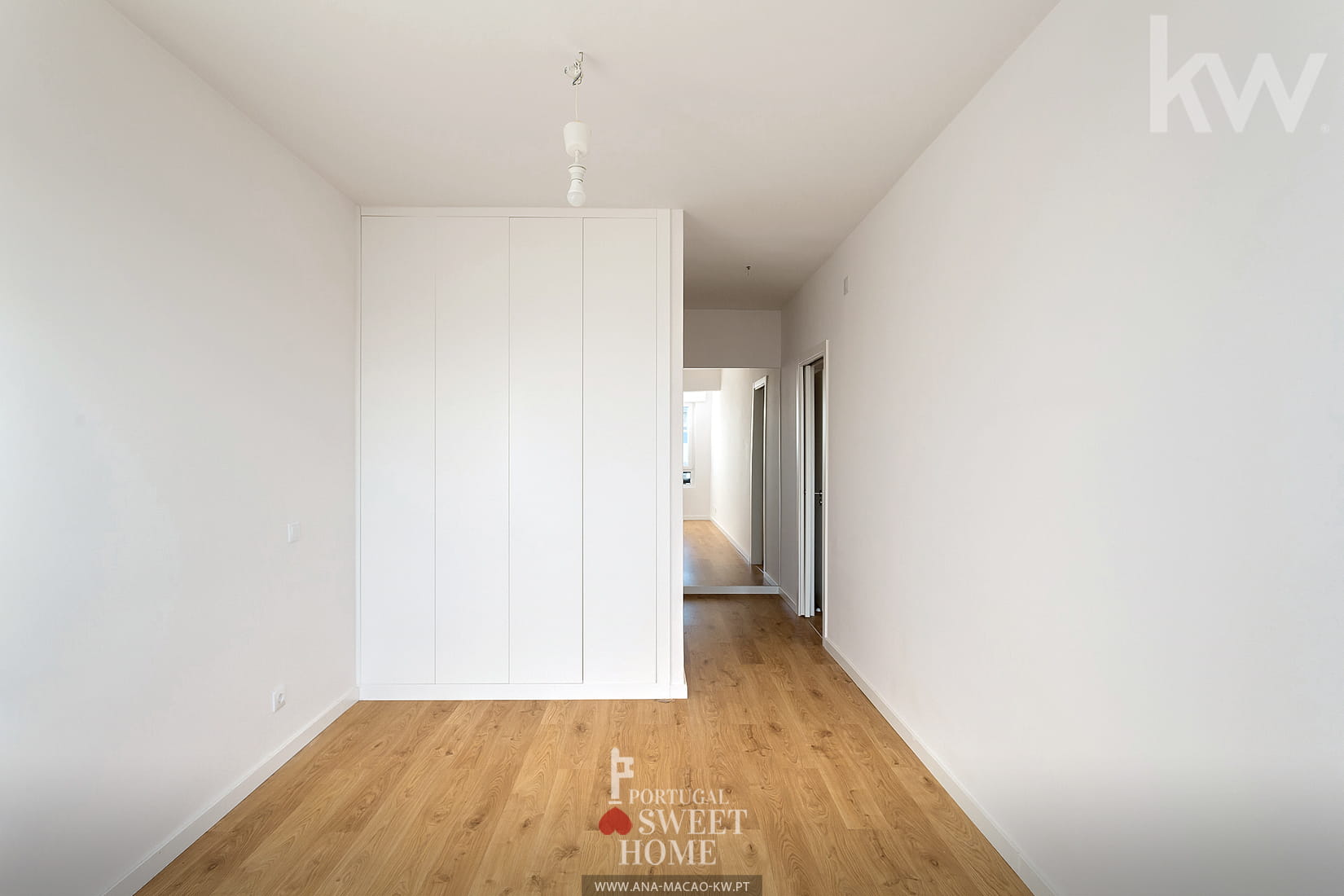 Suite with closet (16 m²)