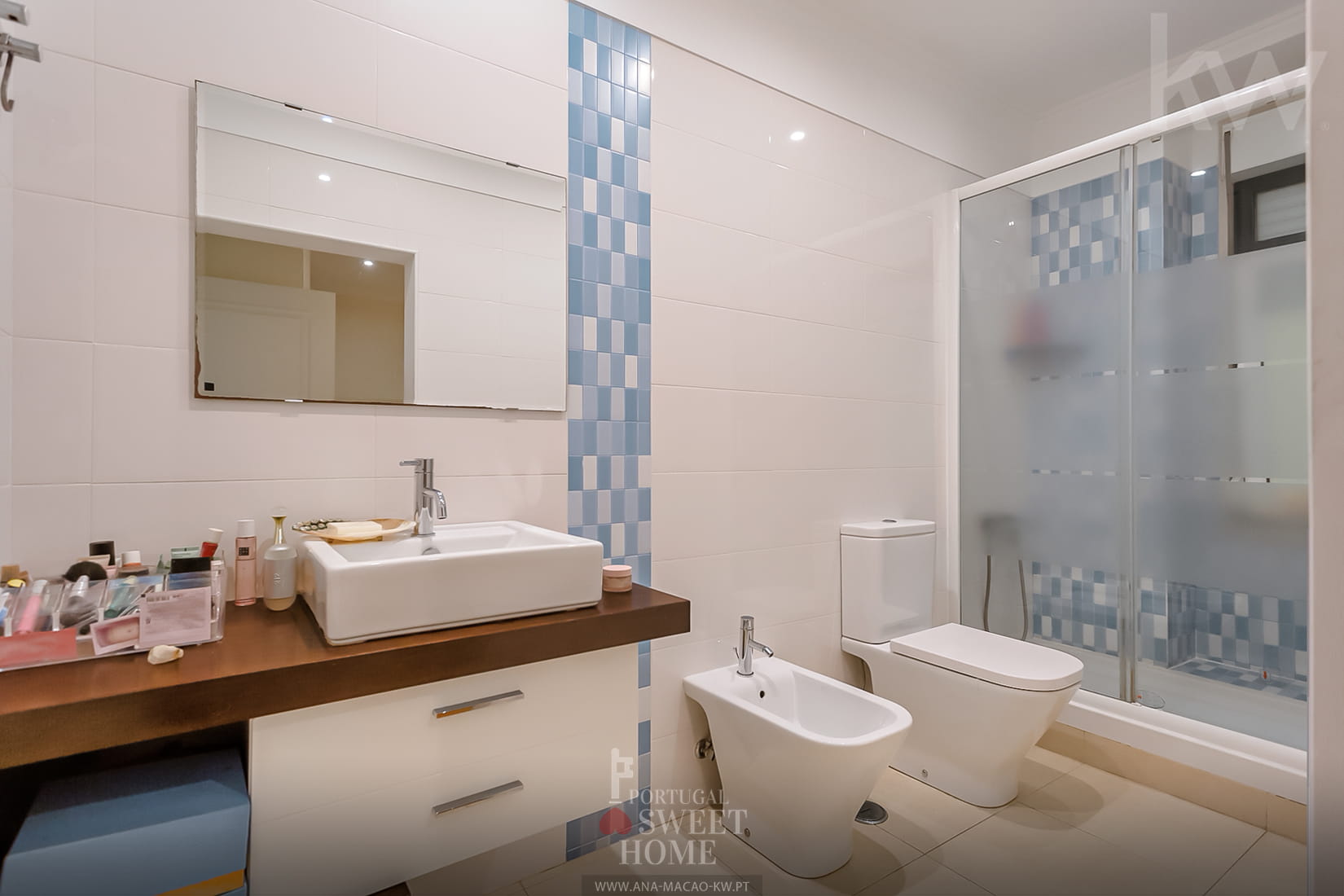 Bathroom of the second Suite (4.6 m²)