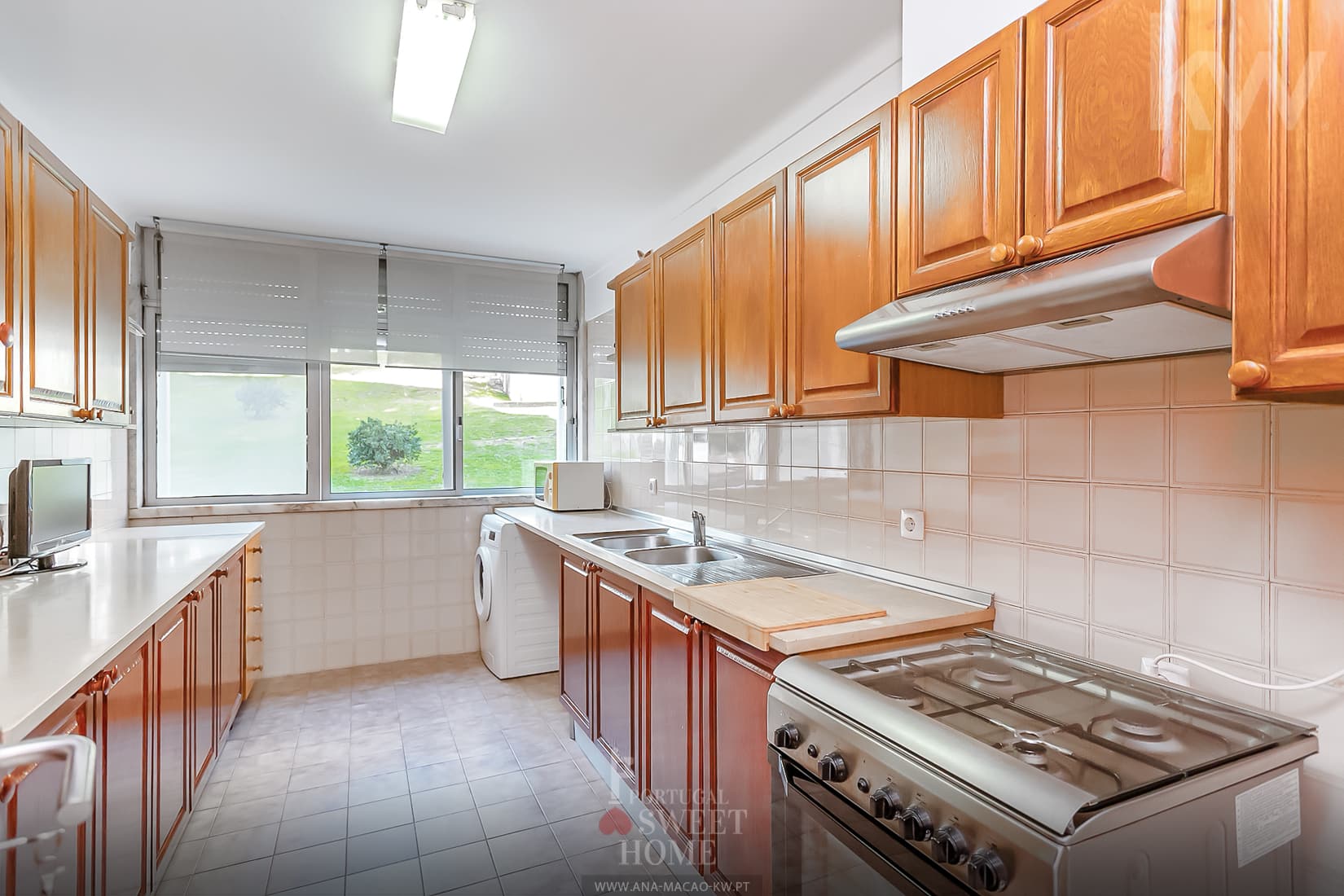 Fully equipped kitchen (10.2 m2)