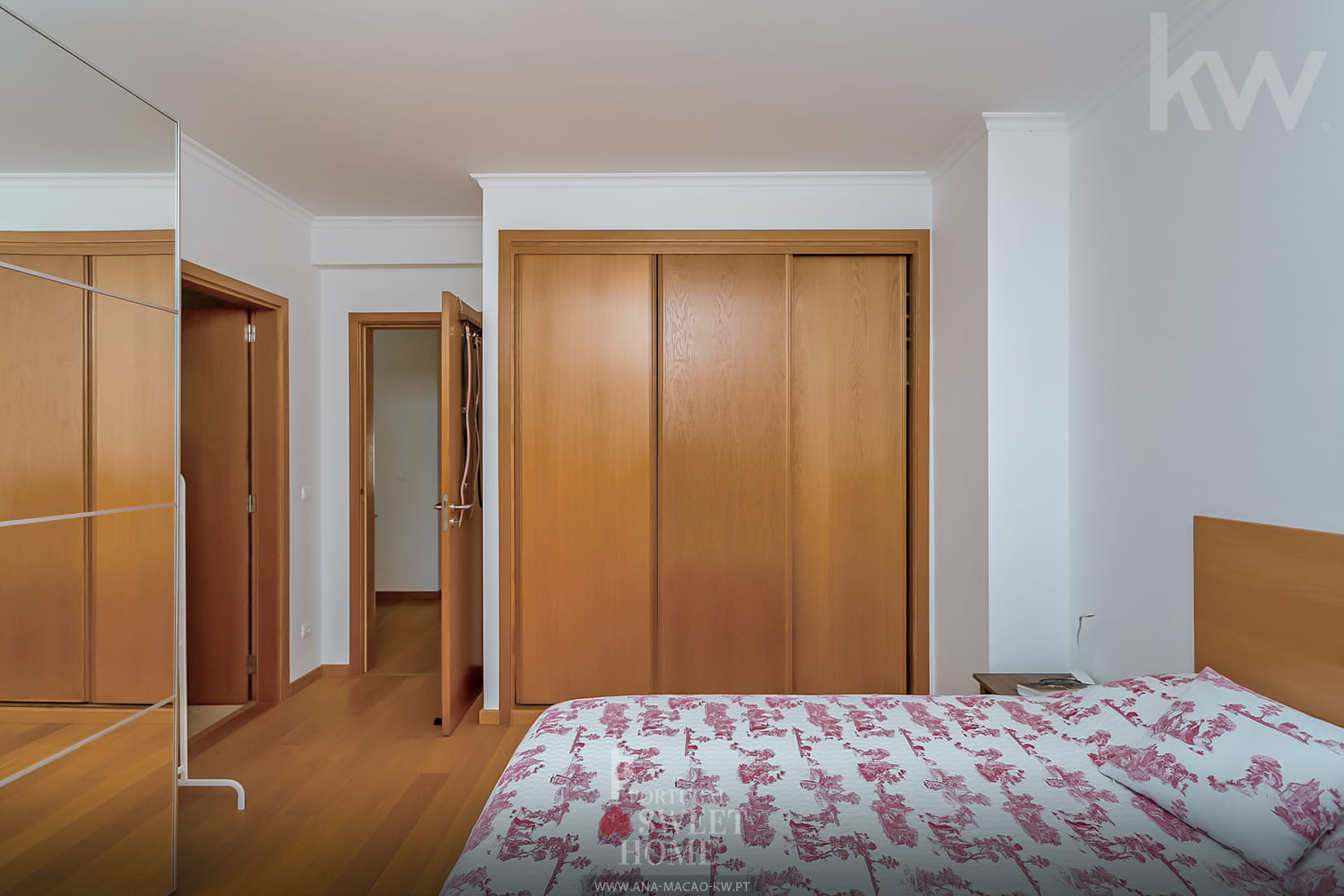 1 Suite (13,4 m²) com WC (5,33 m²)