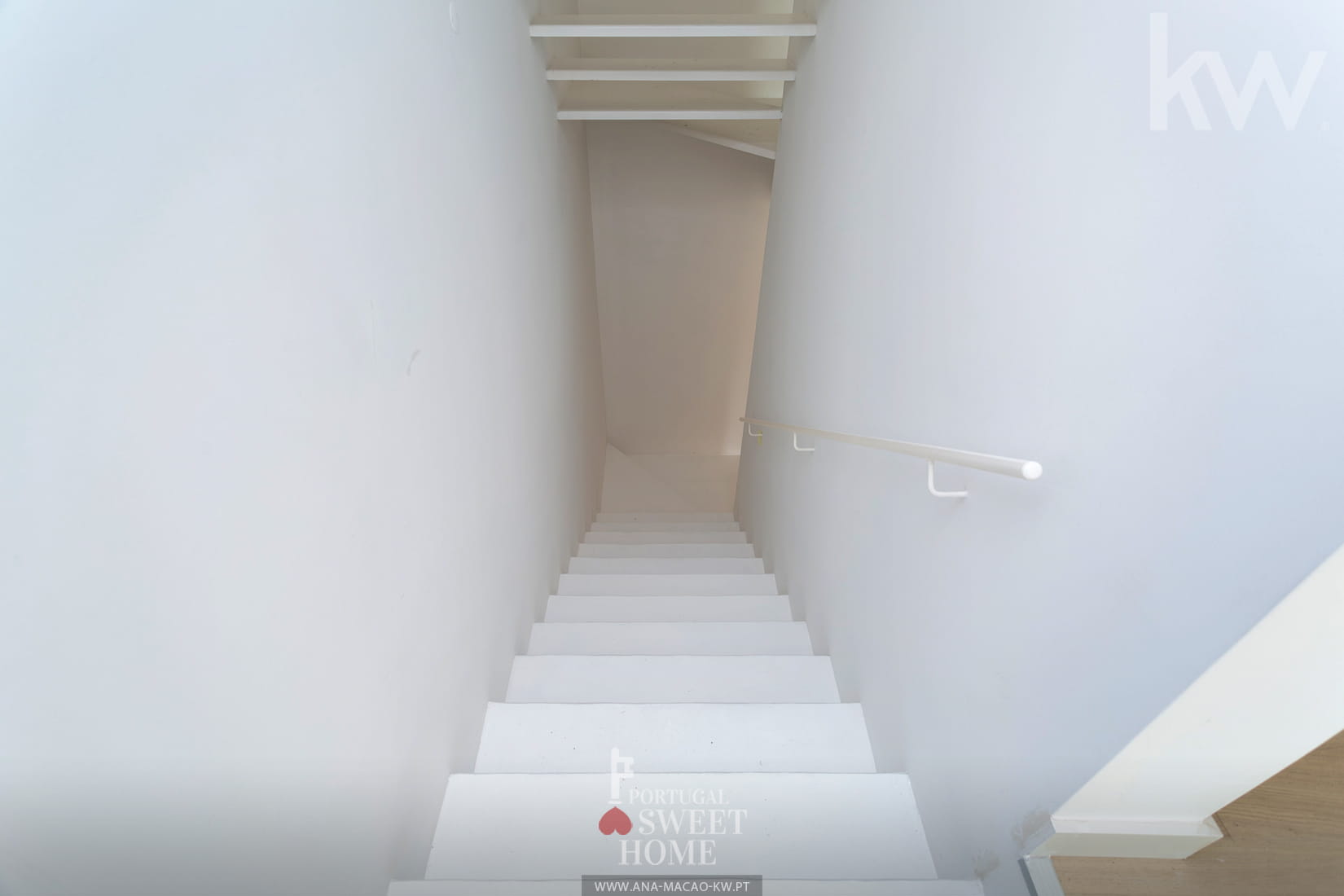 Escadaria de acesso ao piso inferior
