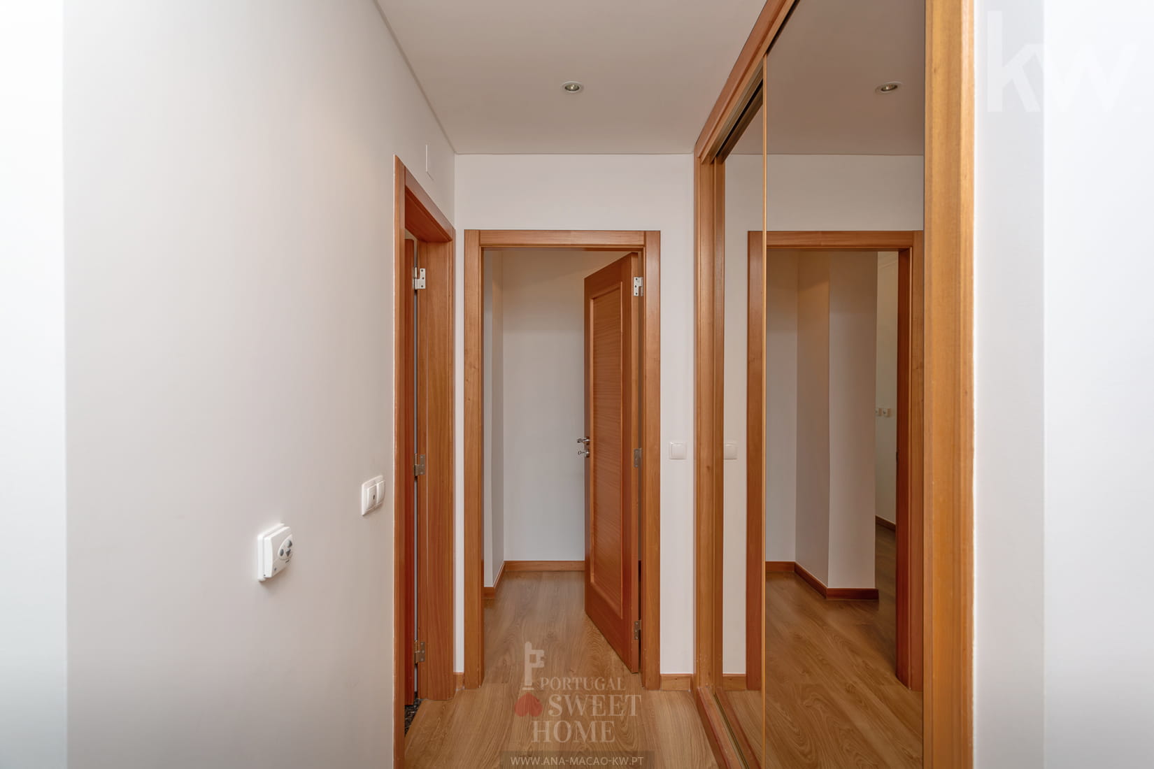 Suite espaçosa  (20,4 m²), com closet e WC (4,35 m²)