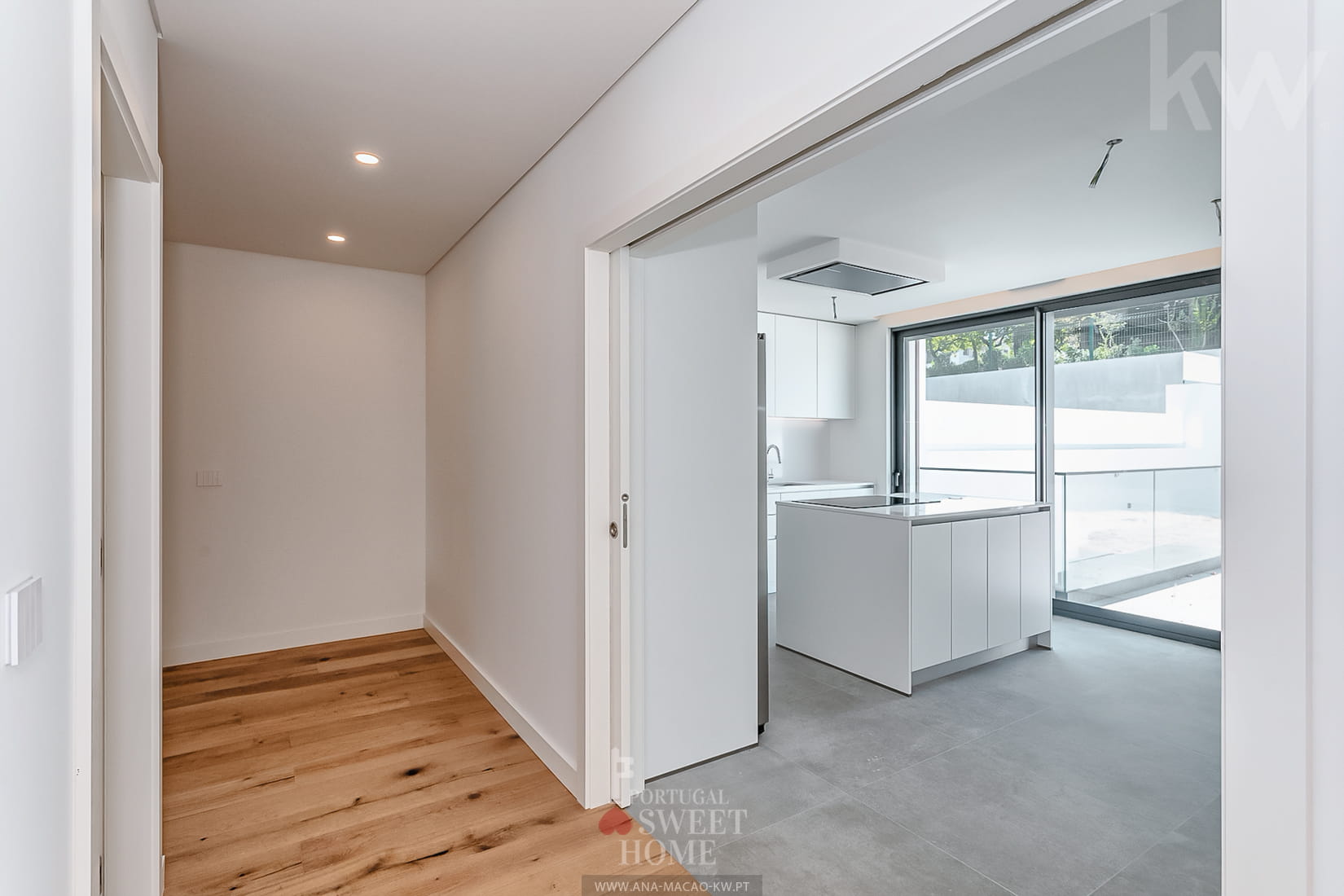 Cuisine (18 m2) entièrement équipée avec appareils Bosch