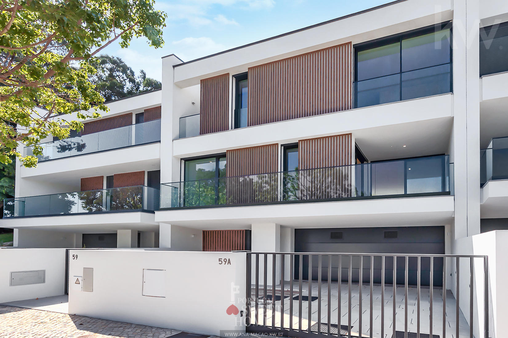 Oeiras Golf & Residence, Moradia nova Geminada T5, com jardim e garagem