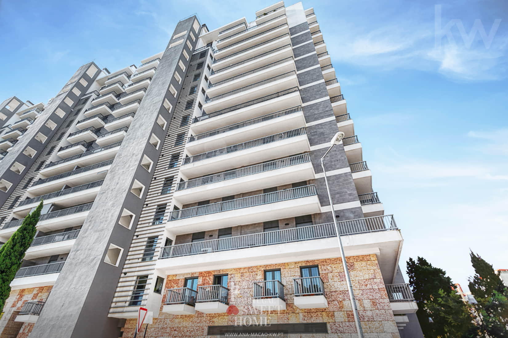 Lisboa, Olivais Sul - Apartamento T2 com garagem e vista mar