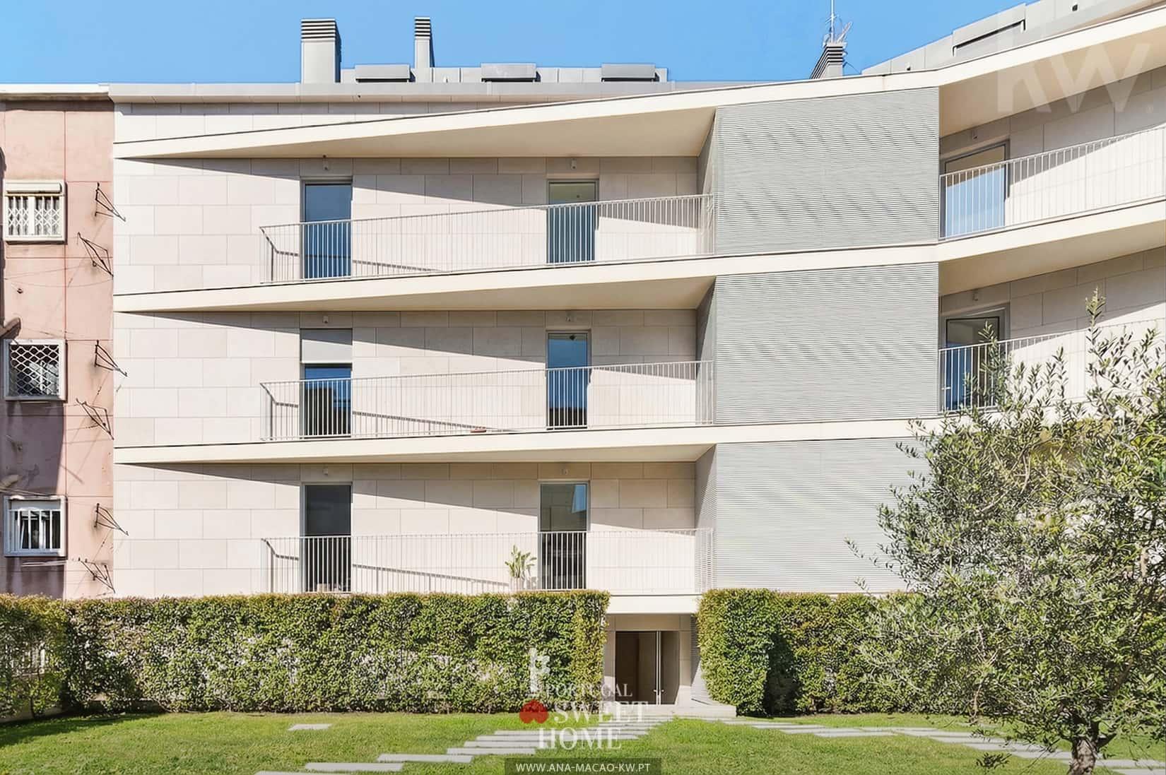 Lisboa, Areeiro - Appartement T2 Duplex de 189 m² avec 2 places de garage