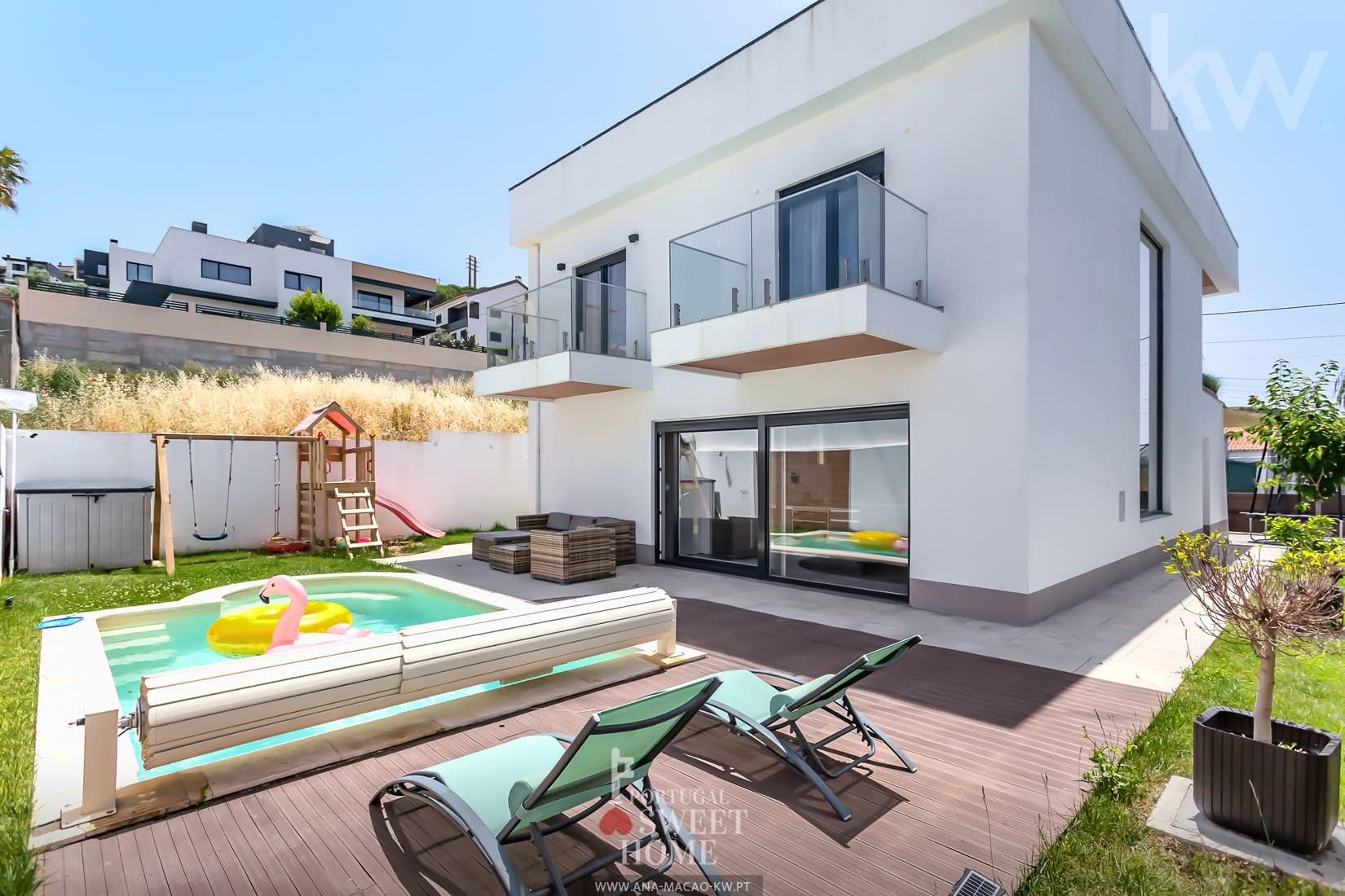 Vila Franca de Xira, Vialonga - T4+1 House for Rent