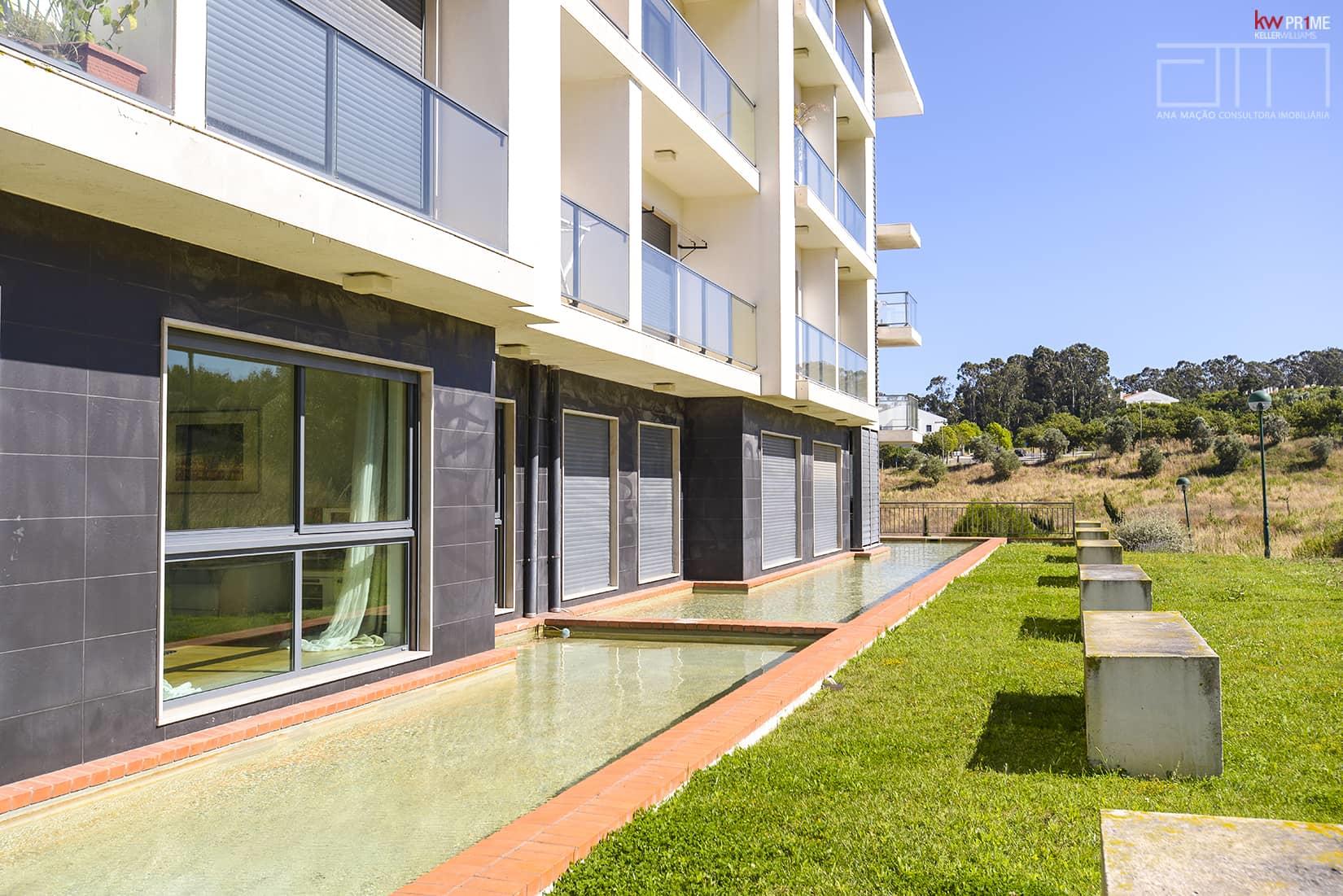 Excellent T3 in the Oeiras Golf & Residente development as NEW.