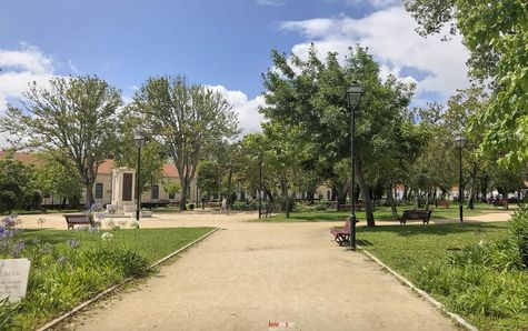 Jardim da Luz, in the neighborhood