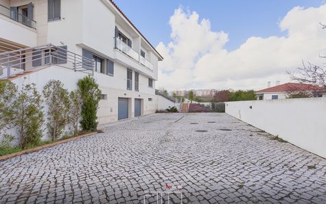 Garage entrance for 2 cars