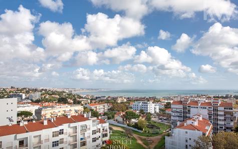 View over Cascais Bay