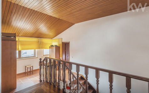 Floor 1 Hall