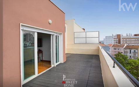 Penthouse terrace with unobstructed view (17m2)