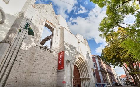 Carmo Archaeological Museum