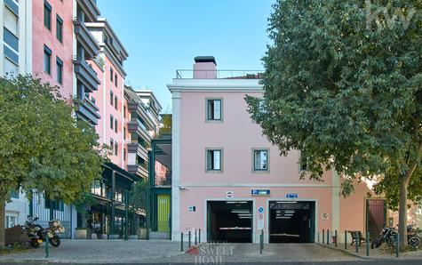 Entrada para a garagem do condomínio