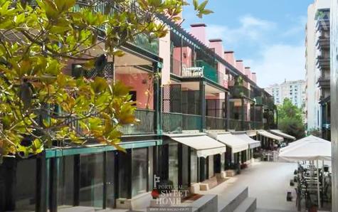 View of the Patio Bagatella shopping gallery