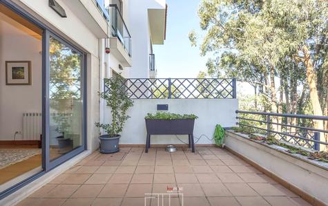 Large terrace connected to the living room