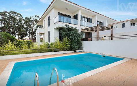 Oeiras Golf & Residence - Villa lumineuse de 4 chambres avec jardin et piscine