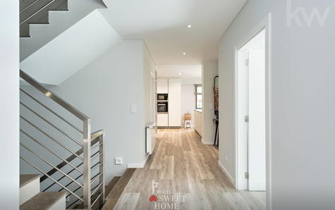 1st floor corridor