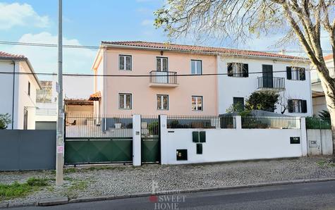 View of the facade of the semi-detached house