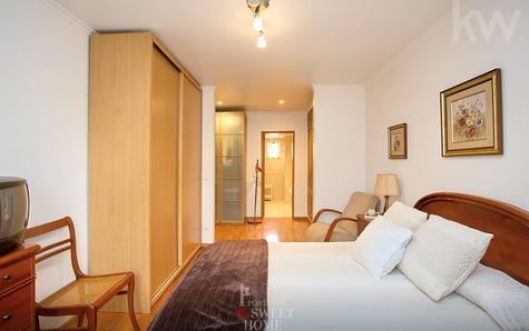 Suite principale (19 m2), coin penderie