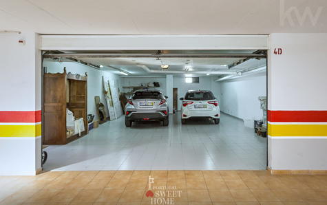 Garagem para 2/3 viaturas (72,5 m²) 