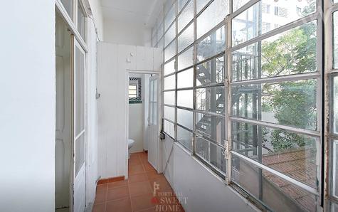 Accessible sunroom through the kitchen