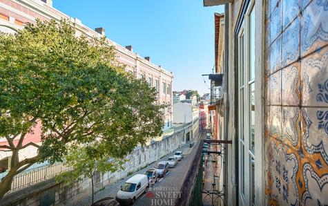 View from the balcony to the Passos Manuel High School