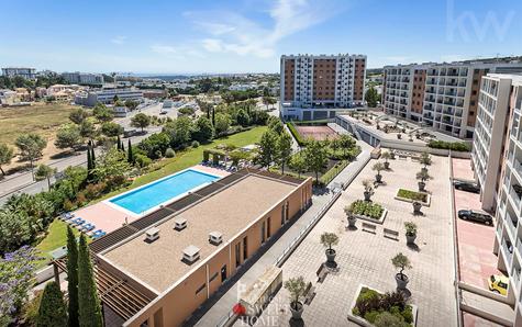 Vue du balcon sur la copropriété