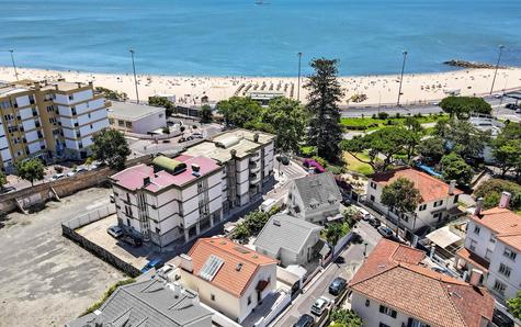 Vista da moradia e da praia de Santo Amaro