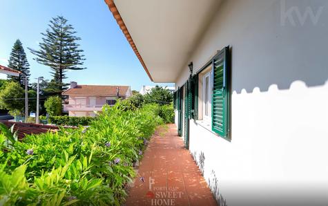 Terrace on the lower floor