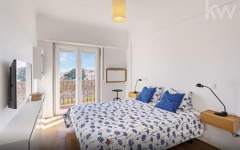 Suite avec 14 m² et balcon avec vue imprenable sur Oeiras (3 m²)