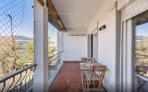 View from the balcony (10.5 m²) of the room over the Quinta da Alagoa Park