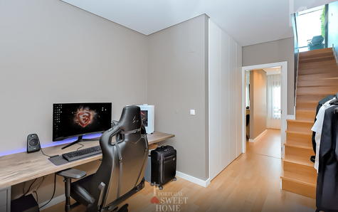 Division (12.4 m2) in the basement that can be used as an office or bedroom