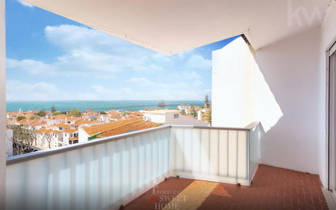 Balcon (7.13 m2) de la Chambre, avec vue sur la mer