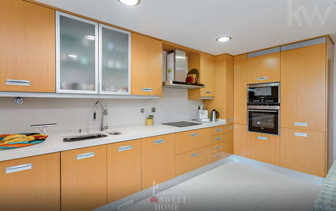 Kitchen (14.8 m2) fully equipped