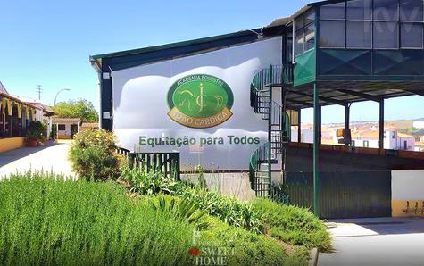 Centre équestre et João Cardiga Academy à côté de Oeiras Golf & Residence