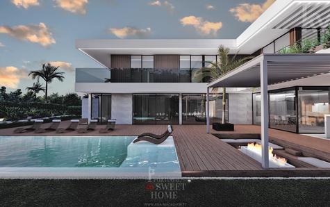 Swimming pool with 43.94 m² surrounded by ceramic deck (54.6 m²)