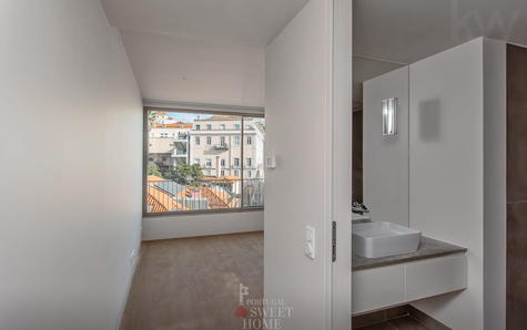 Suíte principal (25 m2) com WC (4,35 m2)