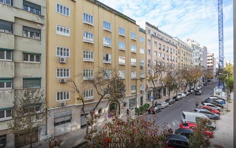 Vista da Rua Sampaio e Pina, onde está situado o acesso ao Nau30