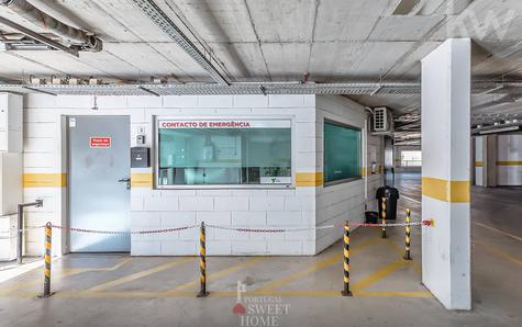 Portaria de acesso ao piso -1 da garagem