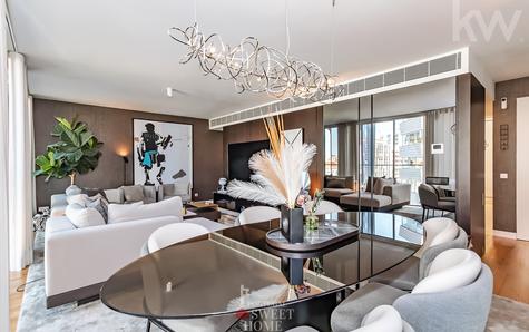 Sala (30 m2) e uma vista desafogada sobre as Avenidas Novas