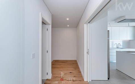 Corridor on the 1st floor leading to the kitchen