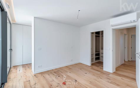 Master suite with 32 m2 in total